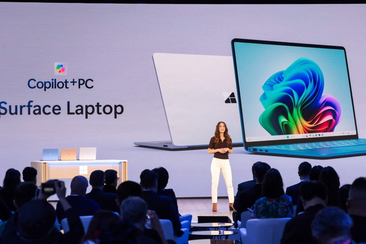 마이크로소프트 윈도우 AI PC와 애플 맥북 경쟁 개막