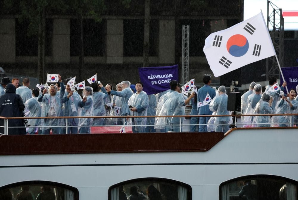 한국을 북한으로 호명…파리올림픽 개막식부터 황당 실수